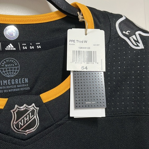 Men’s Marcus Pettersson Autographed Pittsburgh Penguins Black Alternate Jersey - Picture 4 of 6